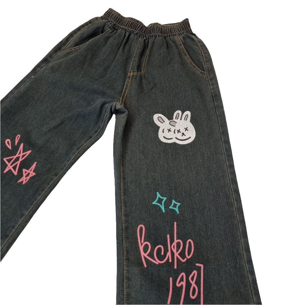 Retro Graphic Gray Dark-Wash Jeans