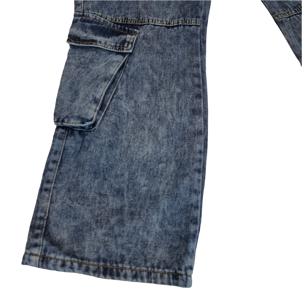 Urban Chic Multi-Pocket Cargo Jeans