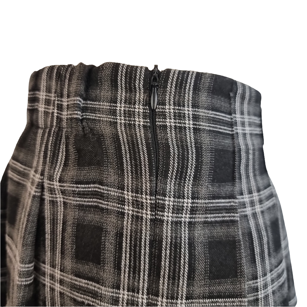 Black and Gray Plaid Pleated Mini Skirt with Belt