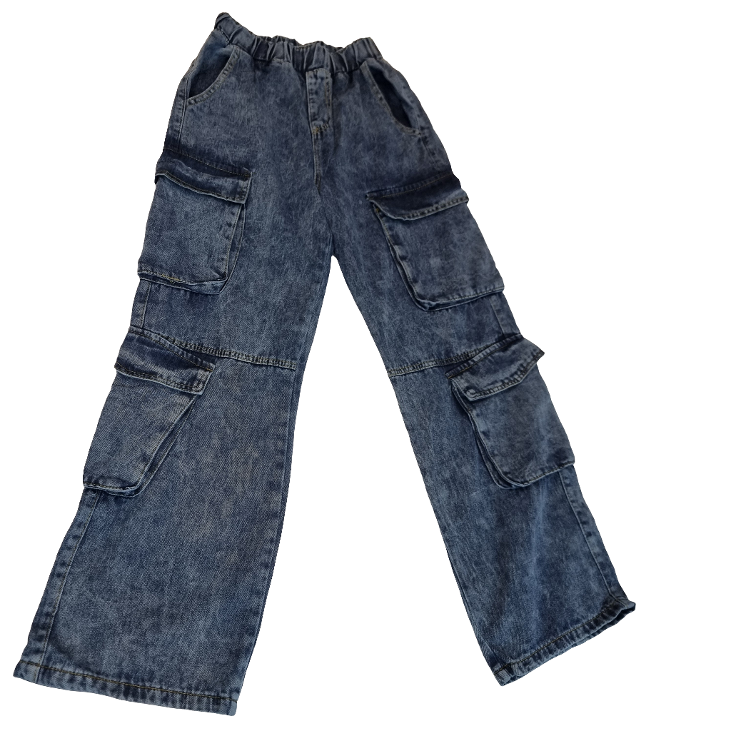 Urban Chic Multi-Pocket Cargo Jeans