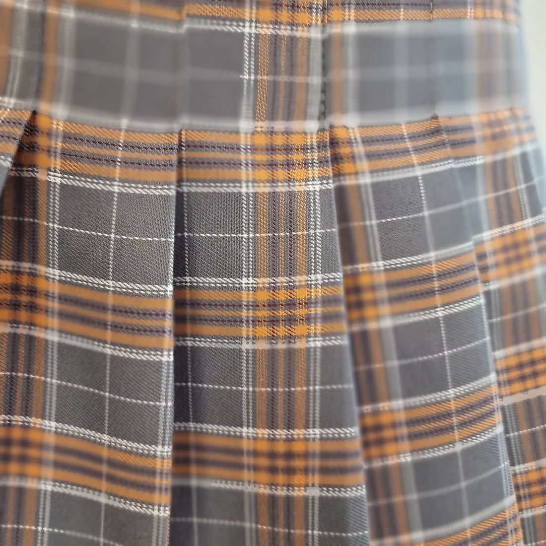 Vintage-Inspired Pleated Plaid Mini Skirt