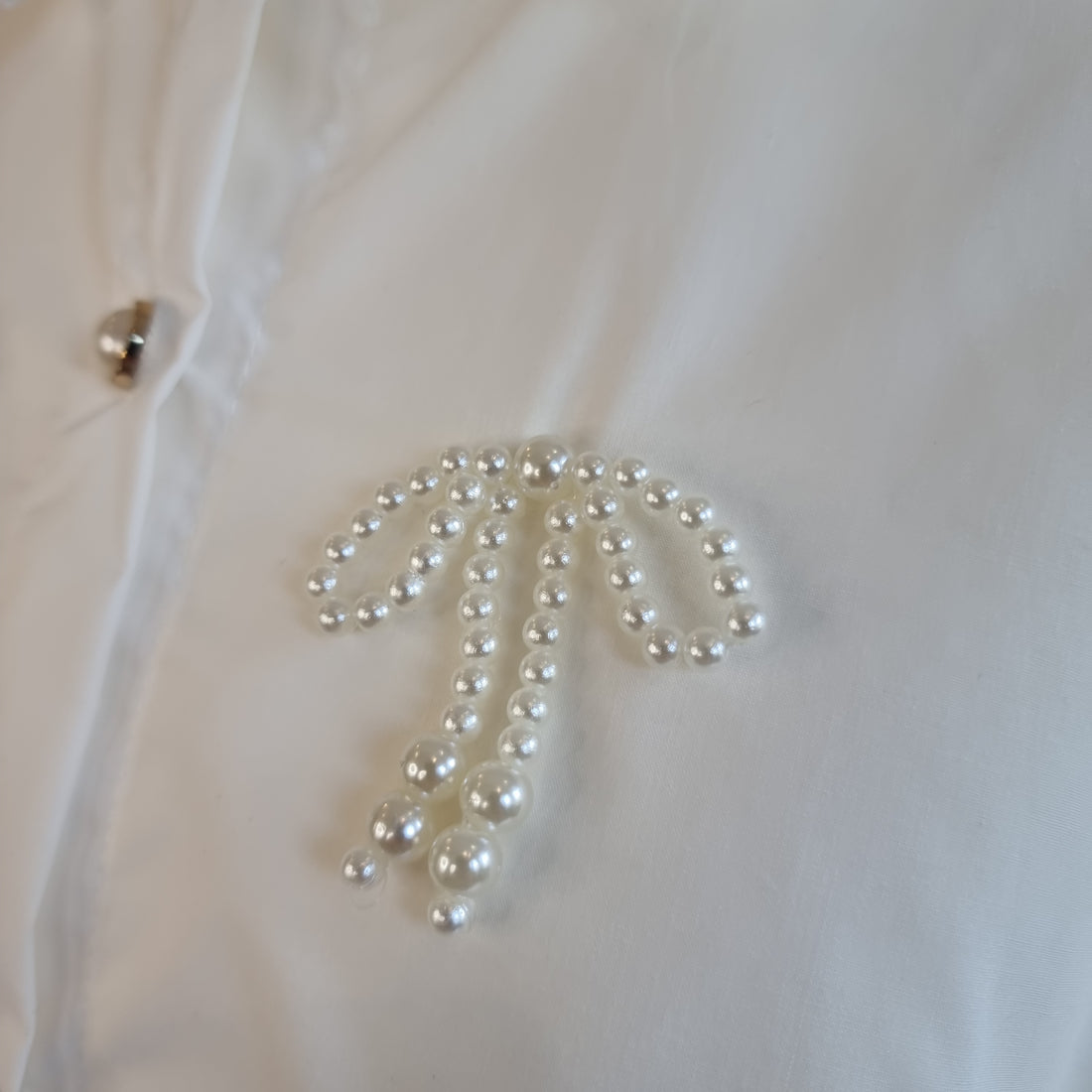 Pearl Bow Charm Blouse White