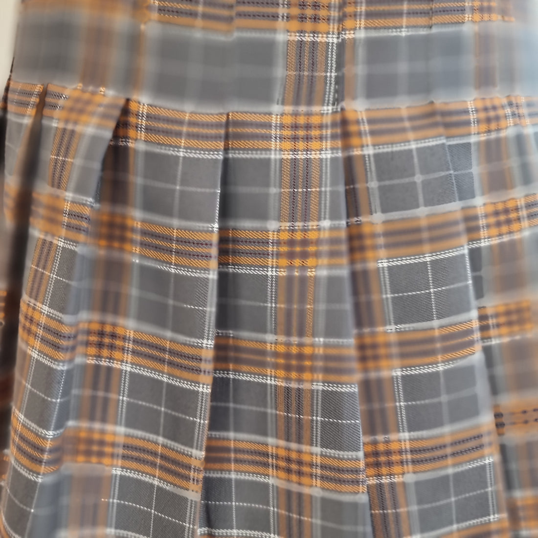 Vintage-Inspired Pleated Plaid Mini Skirt